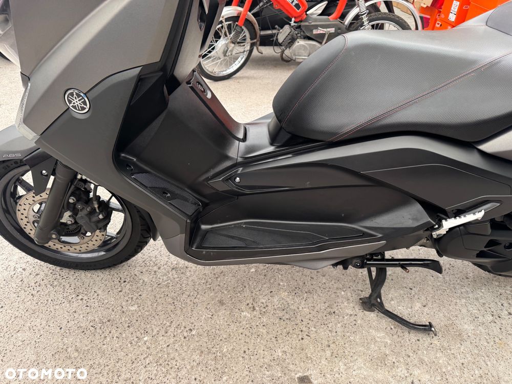 Yamaha X-max - 19
