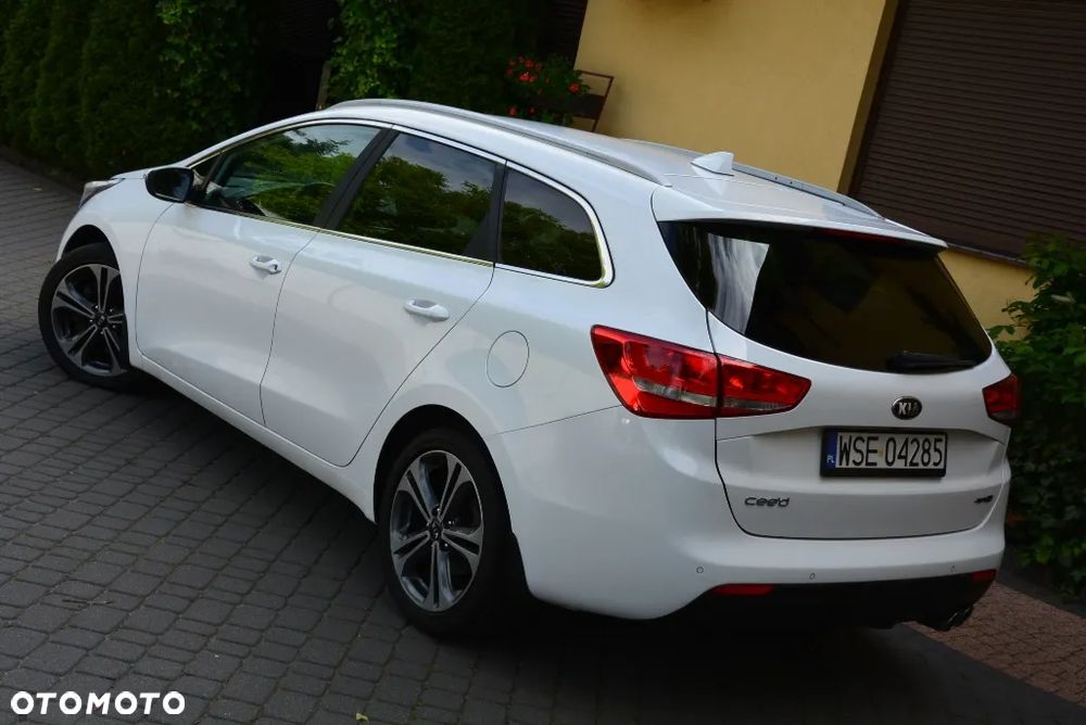 Kia Ceed 1.6 CRDi GT Line - 3