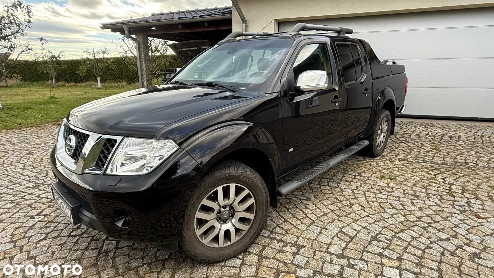 Nissan Navara 3.0 D V6 Platinum Long EU5 - 1