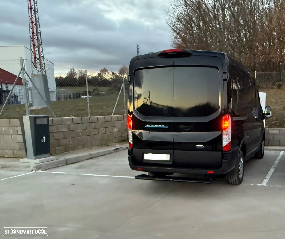Ford E-Transit - 31