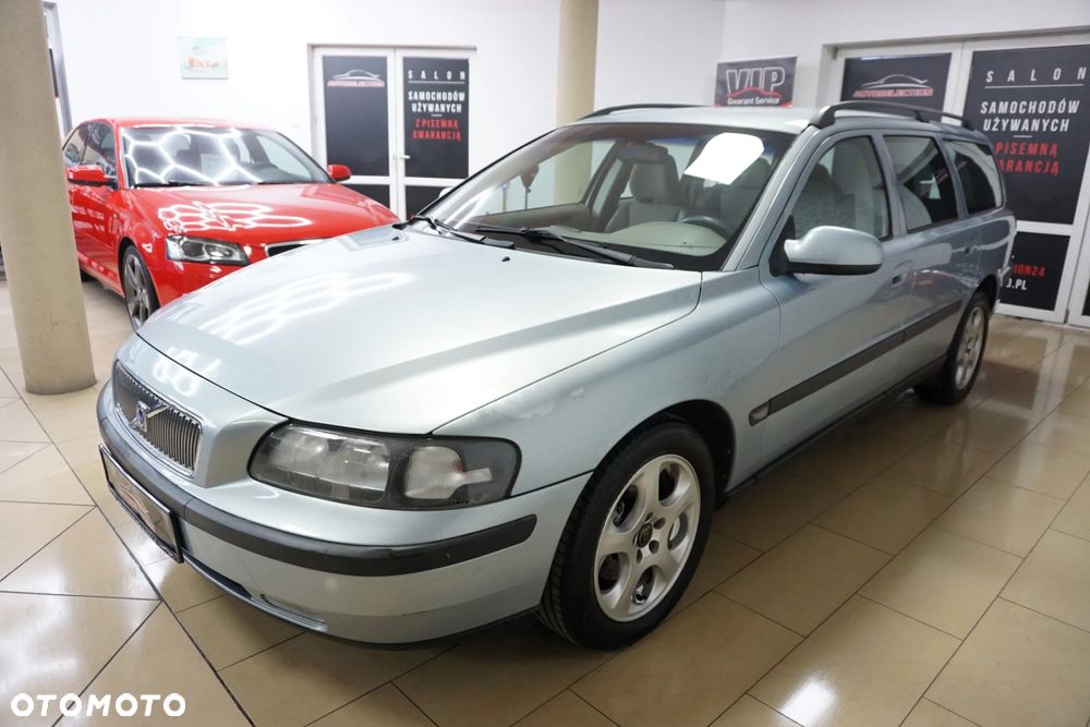 Volvo V70 D5 Comfort - 9
