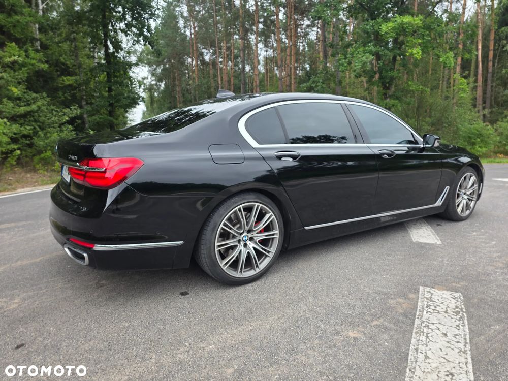BMW Seria 7 740Li - 9