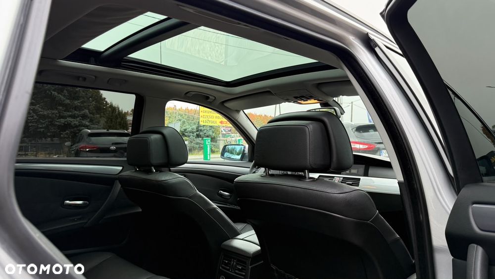 BMW Seria 5 520d Edition Exclusive - 35