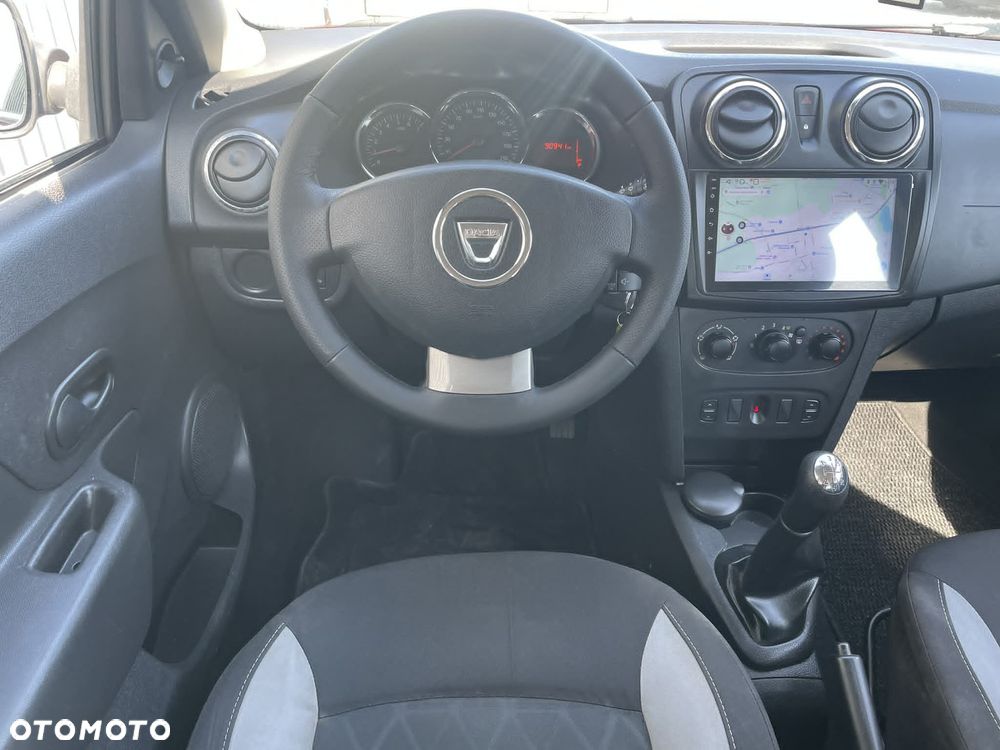 Dacia Sandero Stepway 1.5 dCi - 26
