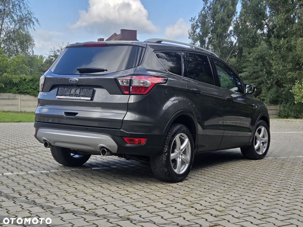 Ford Kuga 2.0 TDCi 2x4 Titanium - 5