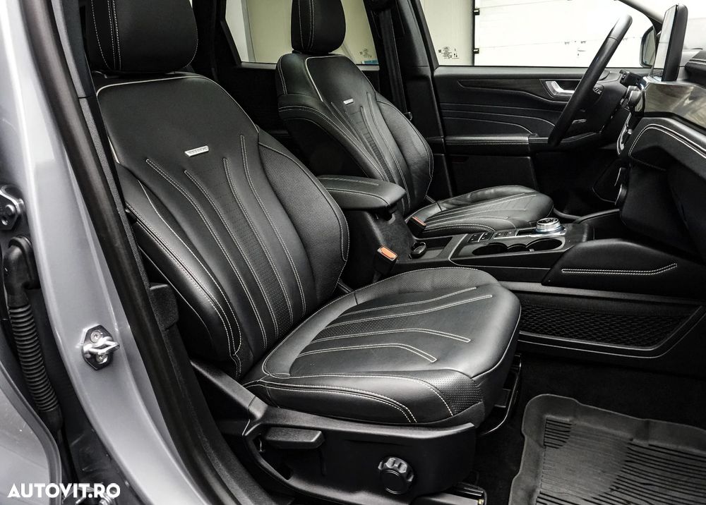 Ford Kuga 2.5 Duratec FHEV AWD Vignale - 12