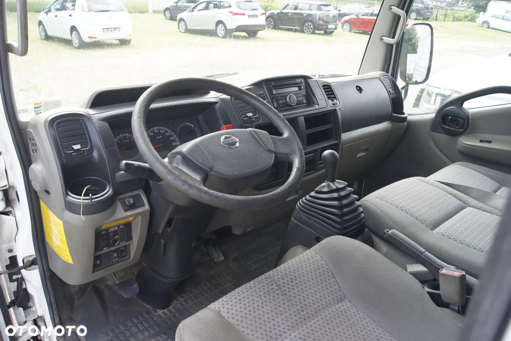 Nissan CABSTAR - 19