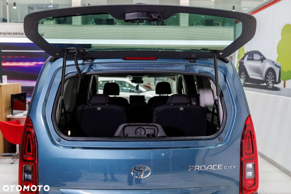 Toyota Proace City - 40