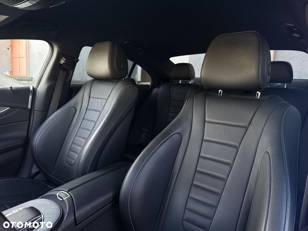 Mercedes-Benz CLS - 12