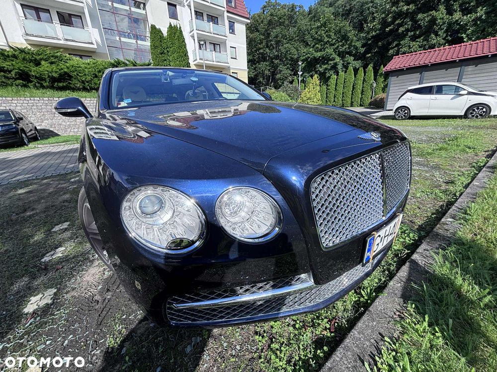 Bentley Flying Spur W12 - 17