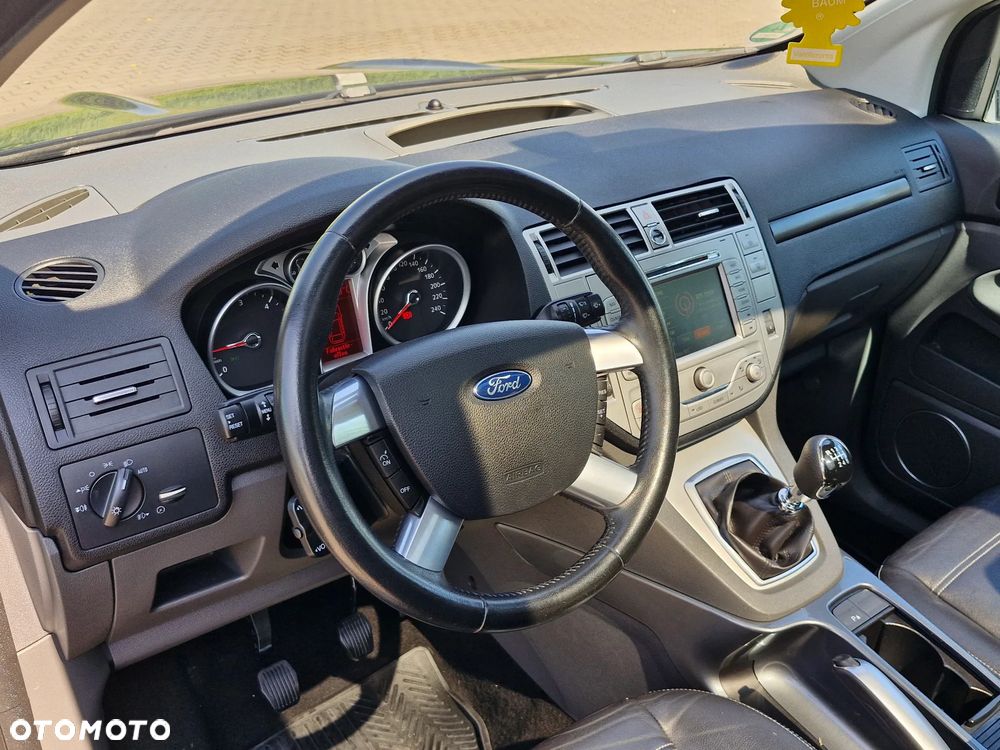 Ford Kuga 2.0 TDCi Titanium - 23