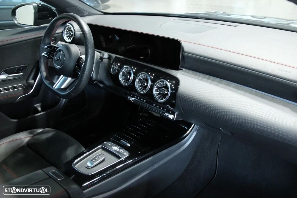 Mercedes-Benz CLA 250 e Shooting Brake AMG Line - 8