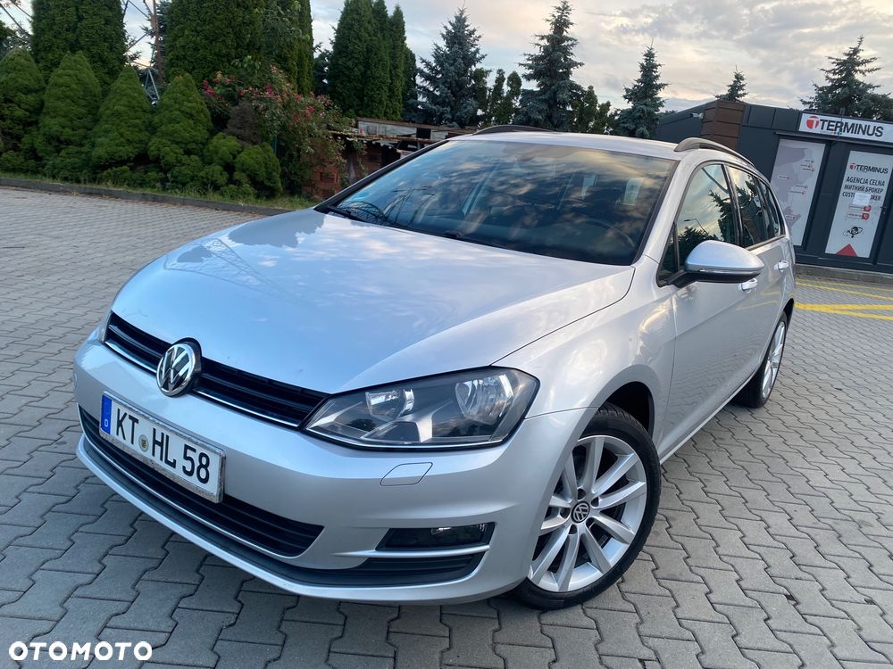 Volkswagen Golf - 1