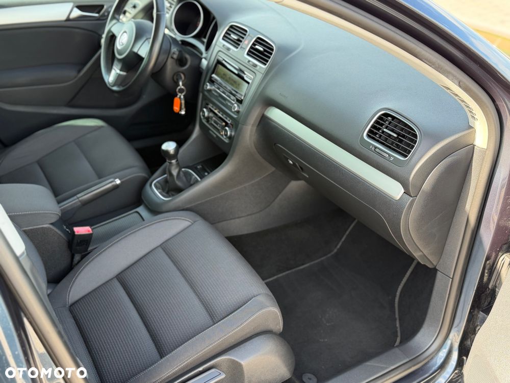 Volkswagen Golf - 5
