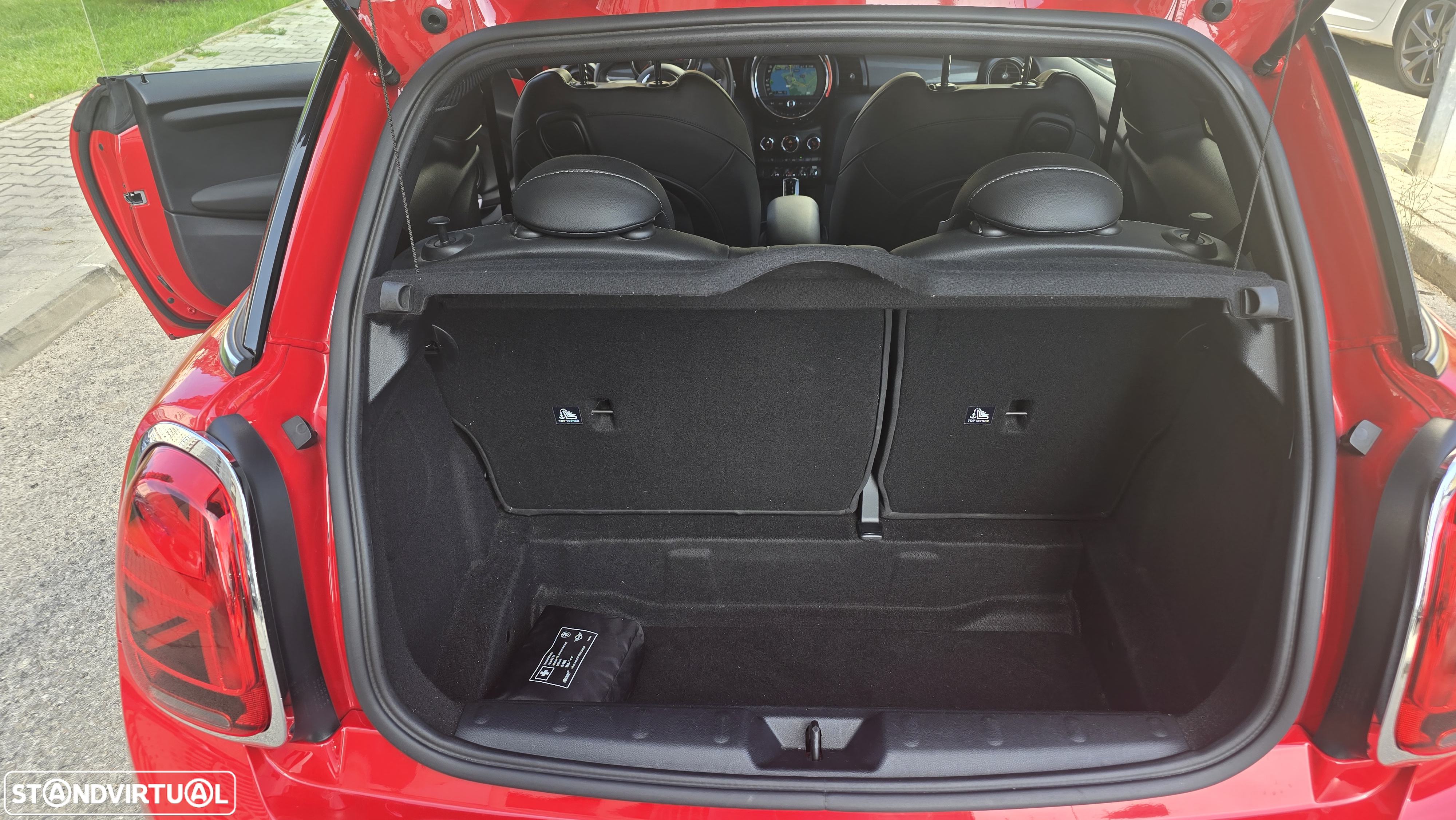 MINI 3 Portas Cooper Auto - 21