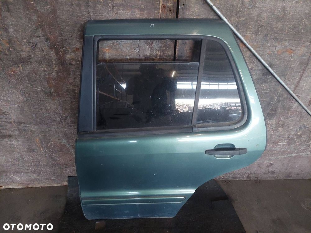 DRZWI KOMPLETNE LEWY TYŁ MERCEDES-BENZ W163 ML - 2