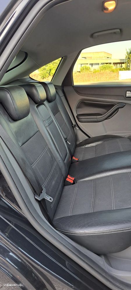 Ford Focus 1.6 TDCi Titanium - 8