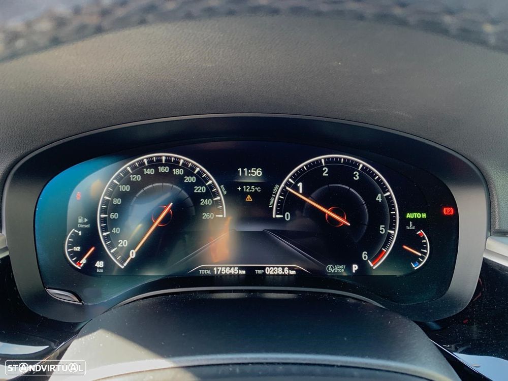 BMW 518 d Pack M Auto - 25