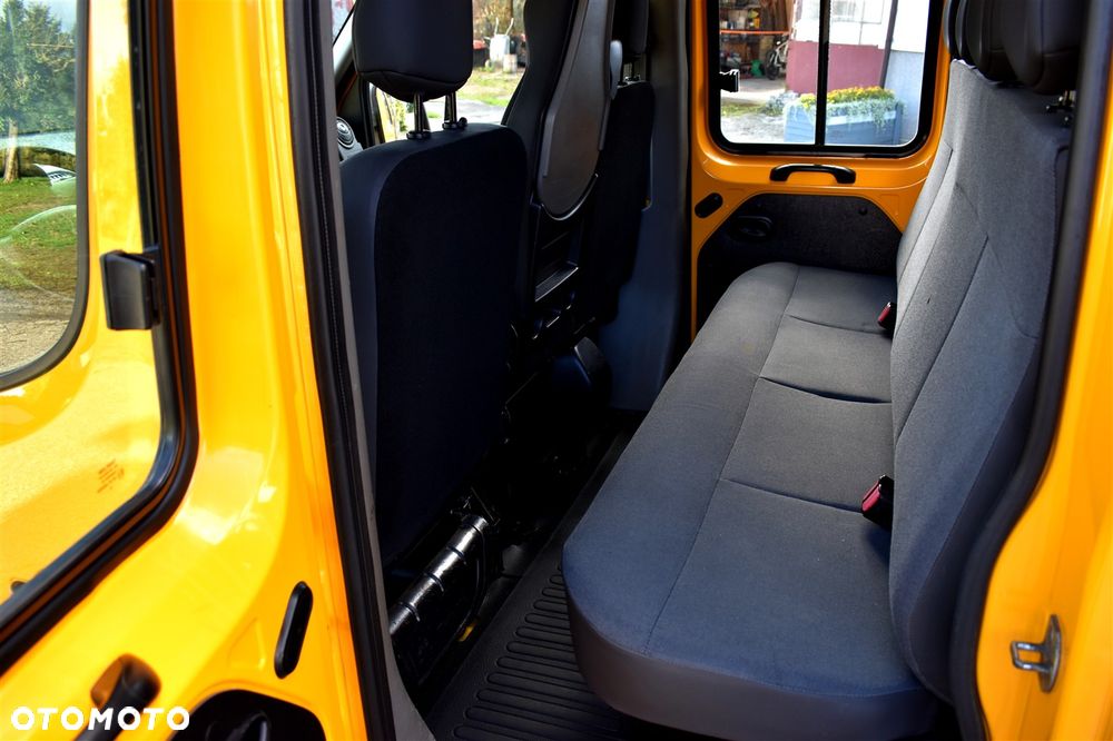 Renault MASTER doka brygadówka 7 miejsc - 20