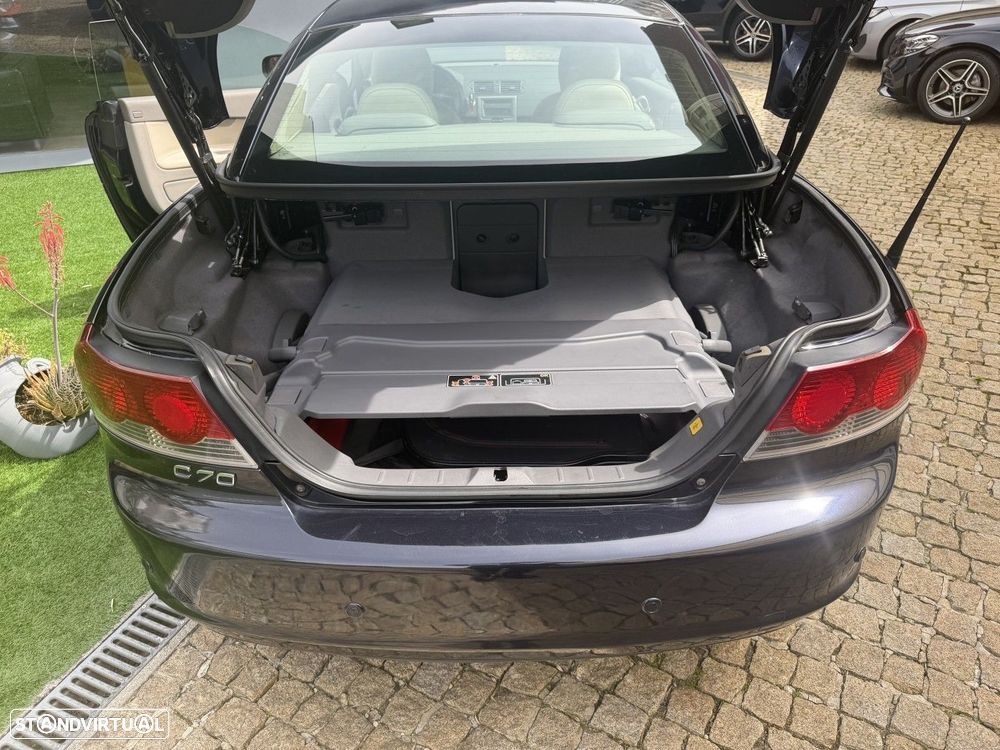 Volvo C70 2.0 D Momentum - 16