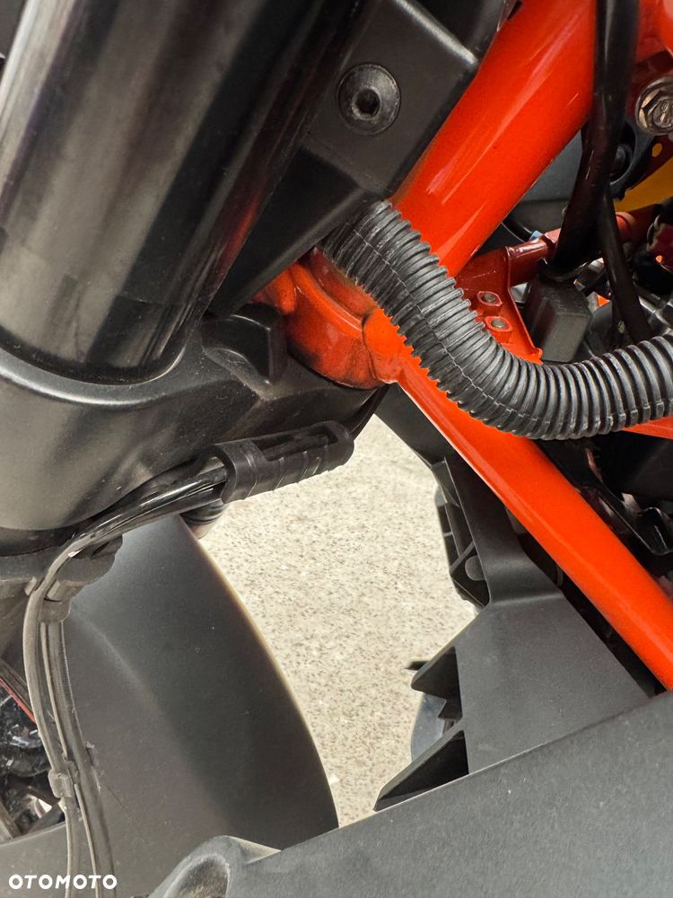KTM Duke 125 - 12