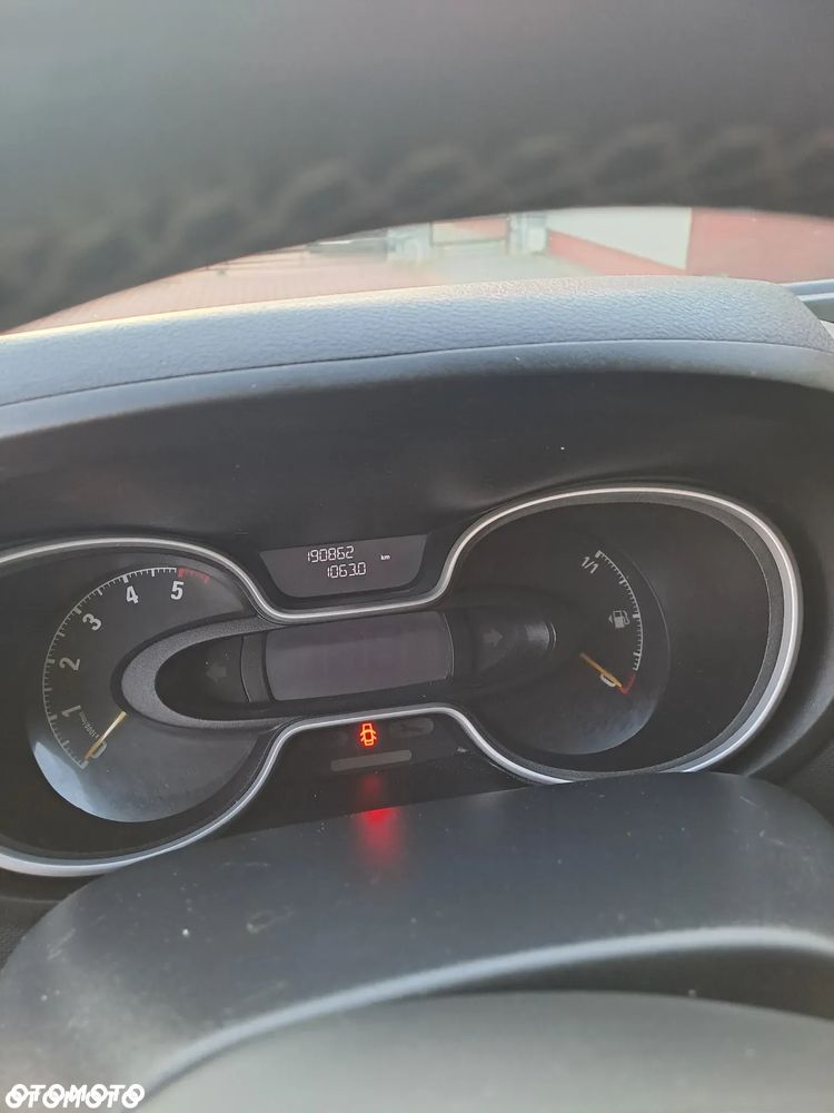 Opel vivaro - 7