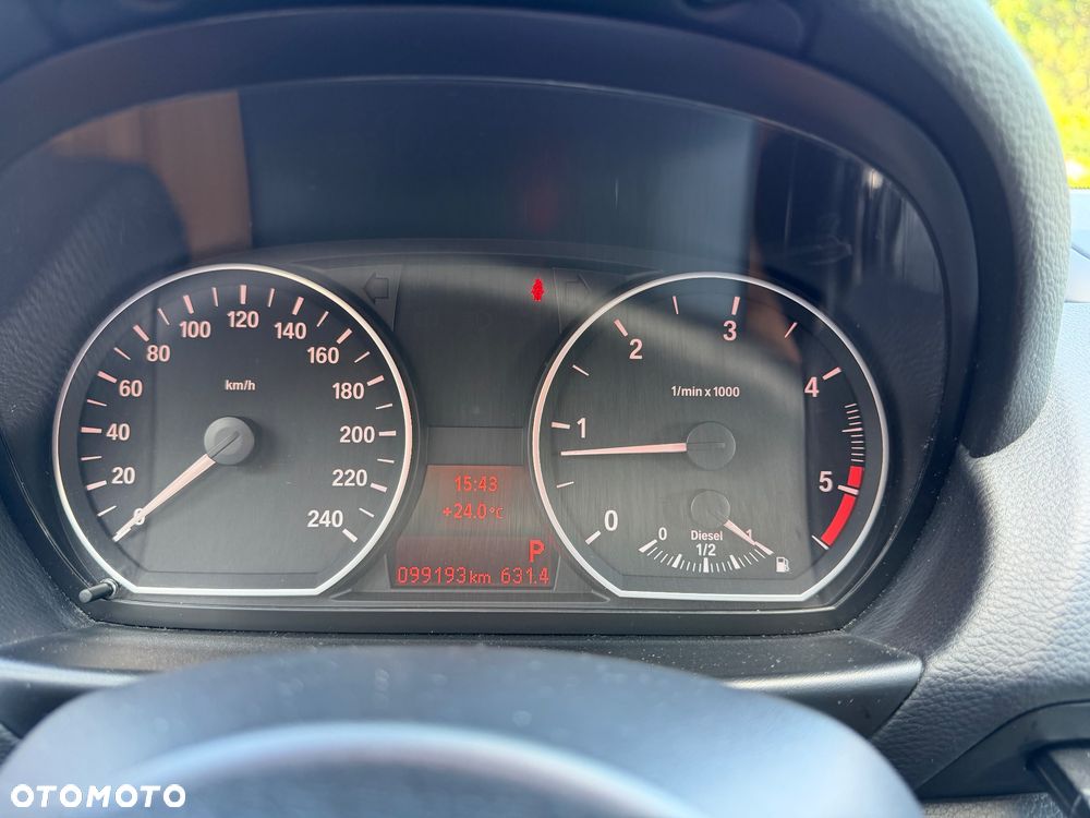BMW Seria 1 118d DPF - 3