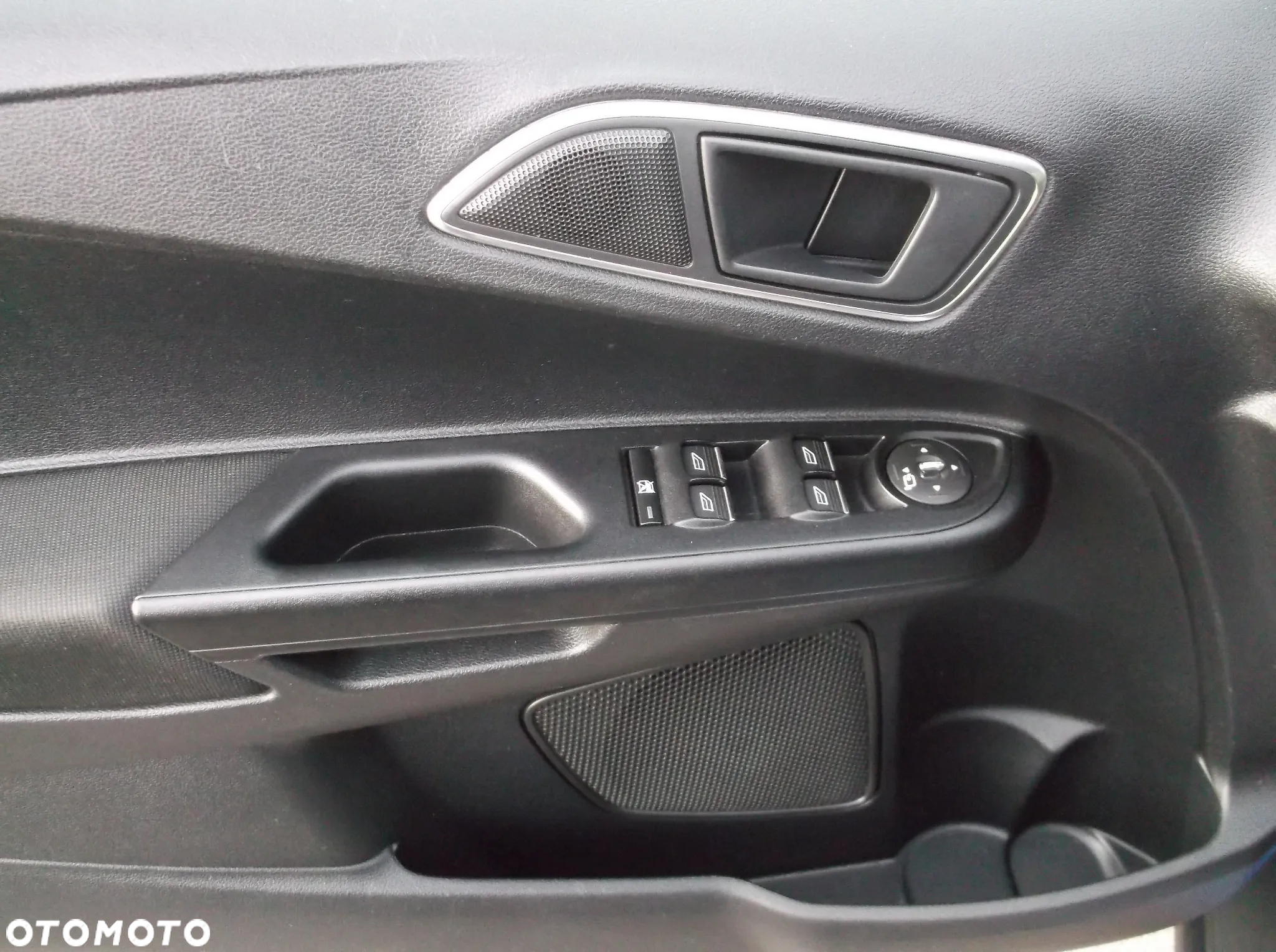 Ford B-MAX 1.0 EcoBoost SYNC Edition - 16