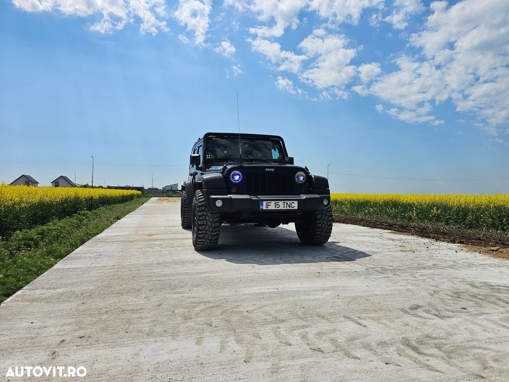 Jeep Wrangler - 2