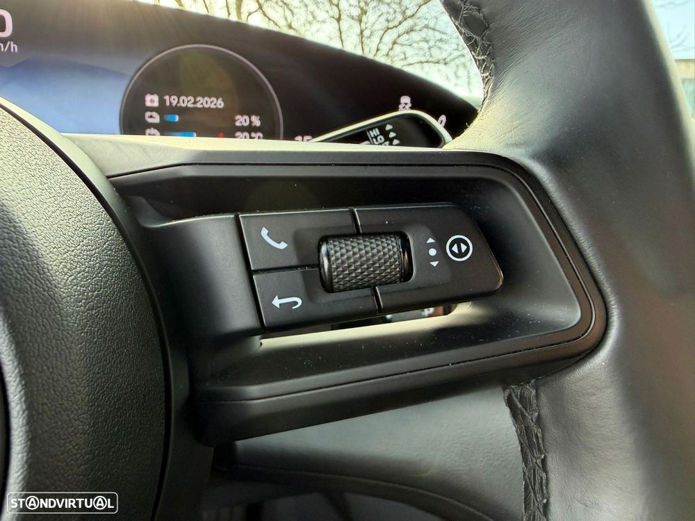 Porsche Taycan Standard - 20