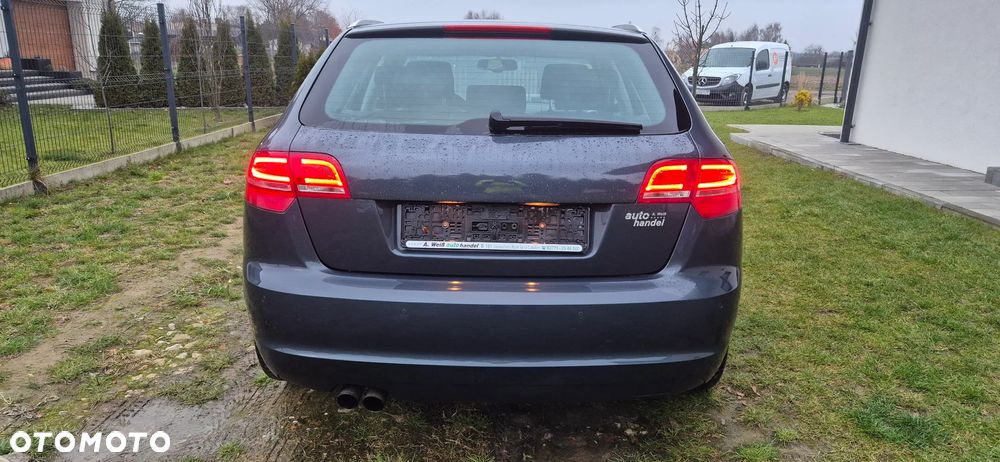 Audi A3 Sportback - 8