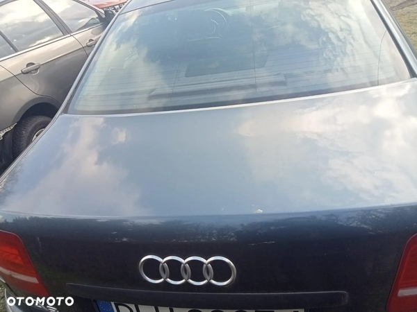 AUDI-A8-D3-Lift-Klapa Tył-LZ7R