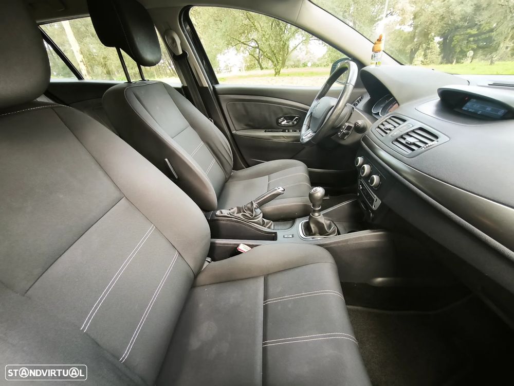 Audi A3 Sportback 1.6 TDI Advance - 13