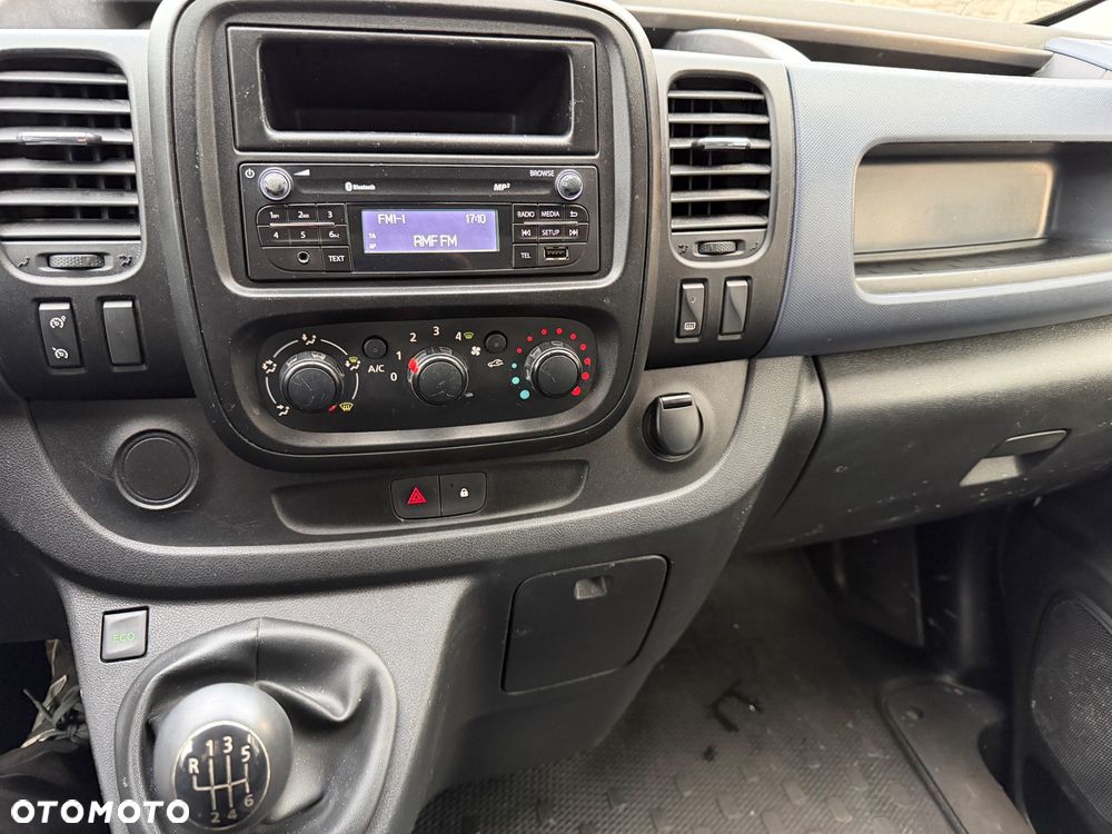 Opel vivaro - 12