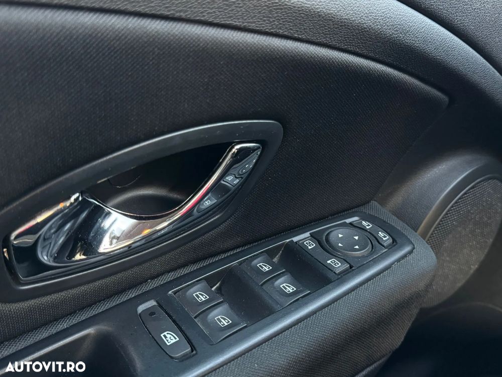 Renault Megane ENERGY dCi 110 GT LINE - 12