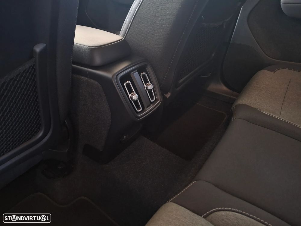 Volvo XC 40 1.5 T2 Core Auto - 13