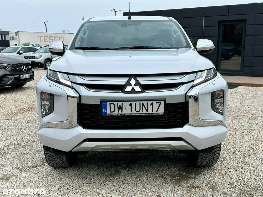 Mitsubishi L200 2.2 d DC Instyle Plus - 3