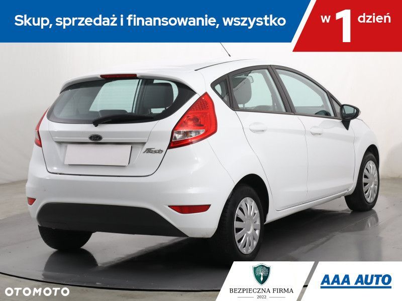 Ford Fiesta - 7