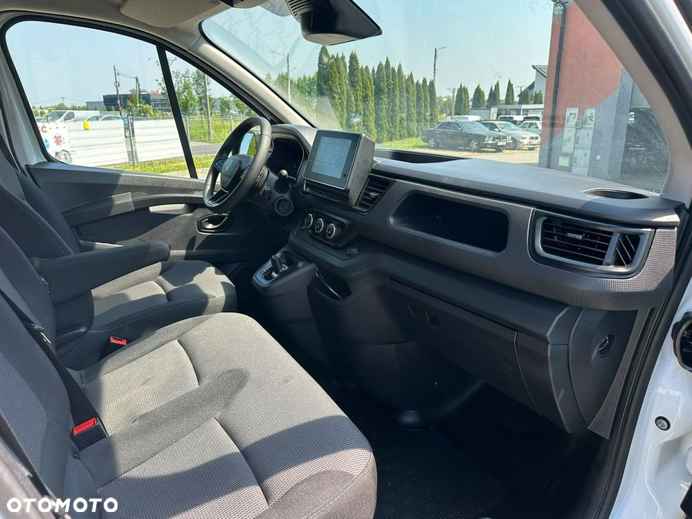 Renault Trafic - 14