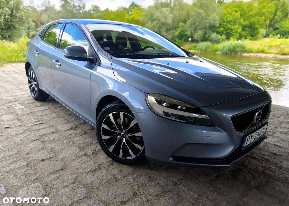 Volvo V40 T2 Drive-E Momentum - 3