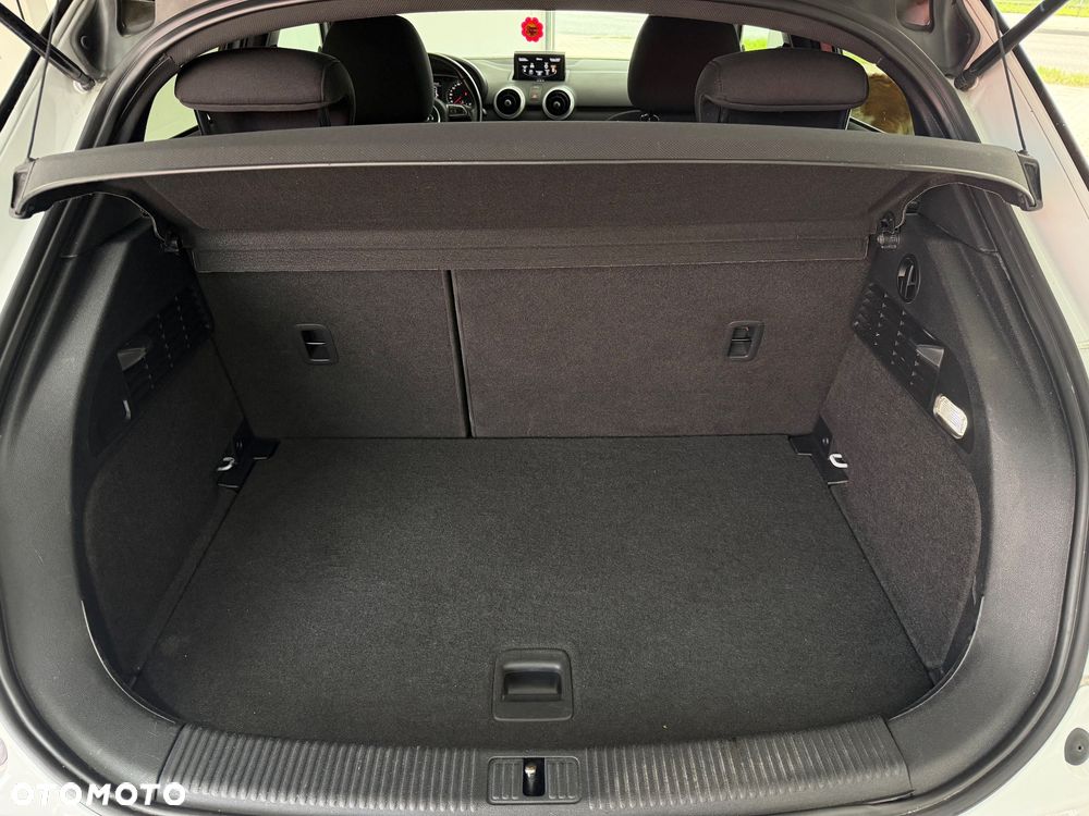 Audi A1 Sportback 1.2 TFSI S line edition m S line Sportpaket - 10