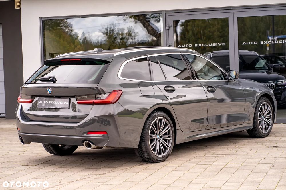 BMW Seria 3 320d xDrive Luxury Line - 25