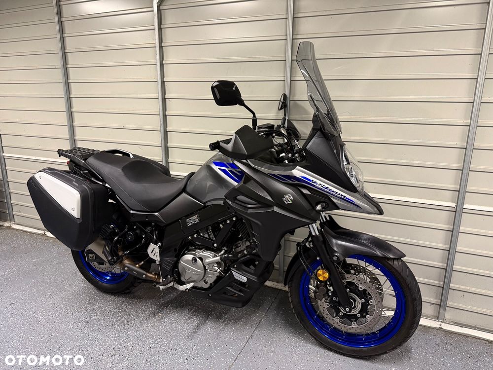 Suzuki V-STROM - 1