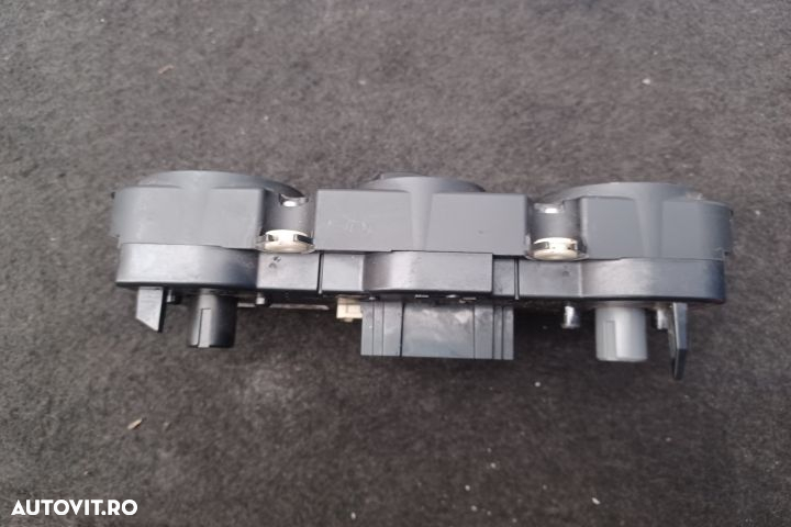 Comanda AC 1K0820047DF 5HB008719 1K0820047DF 5HB008719 Volkswagen VW - 3