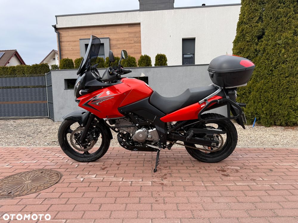 Suzuki V-STROM - 1