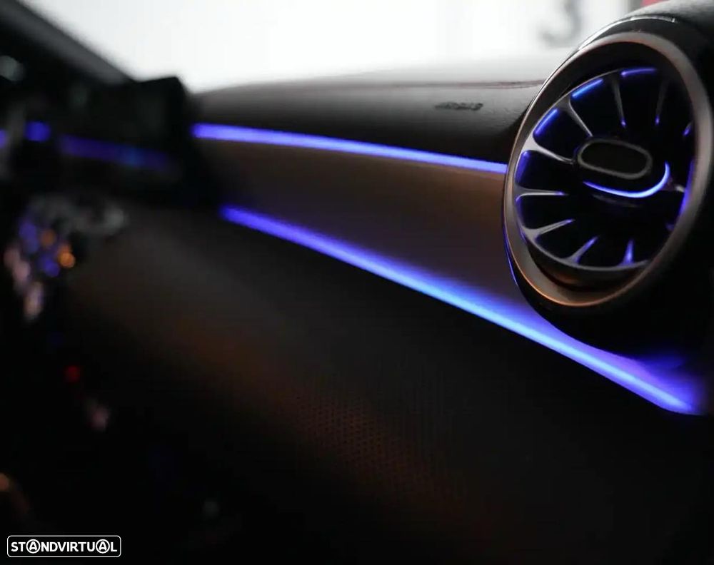 Mercedes-Benz CLA 250 e Shooting Brake AMG Line - 23