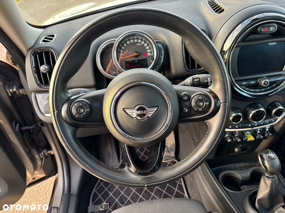 MINI Countryman Cooper ALL4 Trim - 36