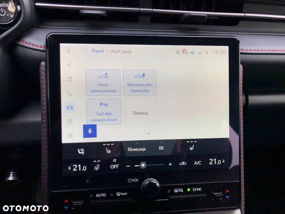 Lexus LBX 1.5 Hybrid Emotion - 21