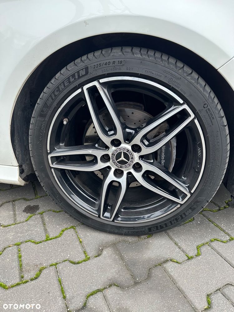 Mercedes-Benz CLA 200 7G-DCT - 11