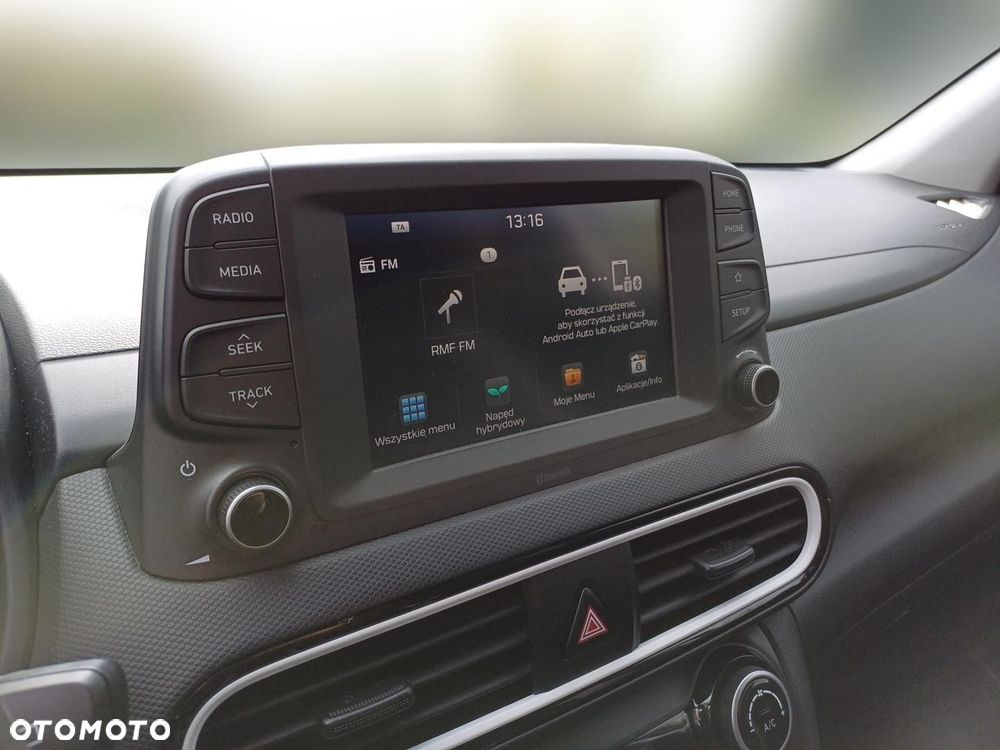 Hyundai Kona - 21